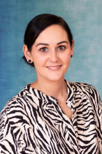 Mrs M. Gomes